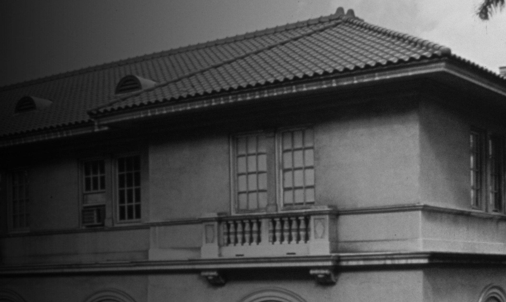 The future CTPA building opens as a research facility administered by the Canal Zone Health Bureau. It served as a medical laboratory, mortuary, crematorium and museum