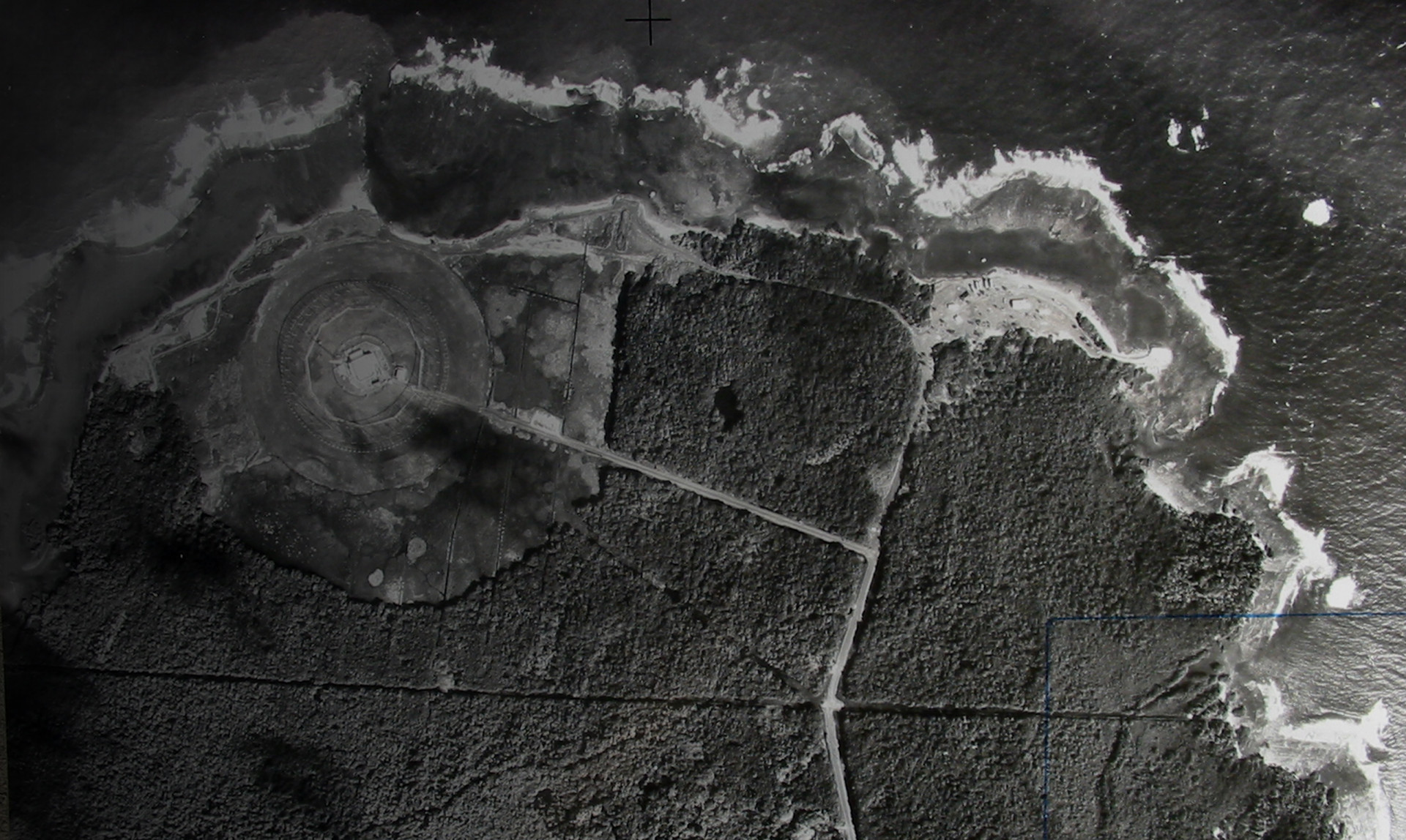 Punta Galeta was a U.S. military communications station during World War II and the Cold War Punta Galeta was a U.S. military communications station during World War II and the Cold War