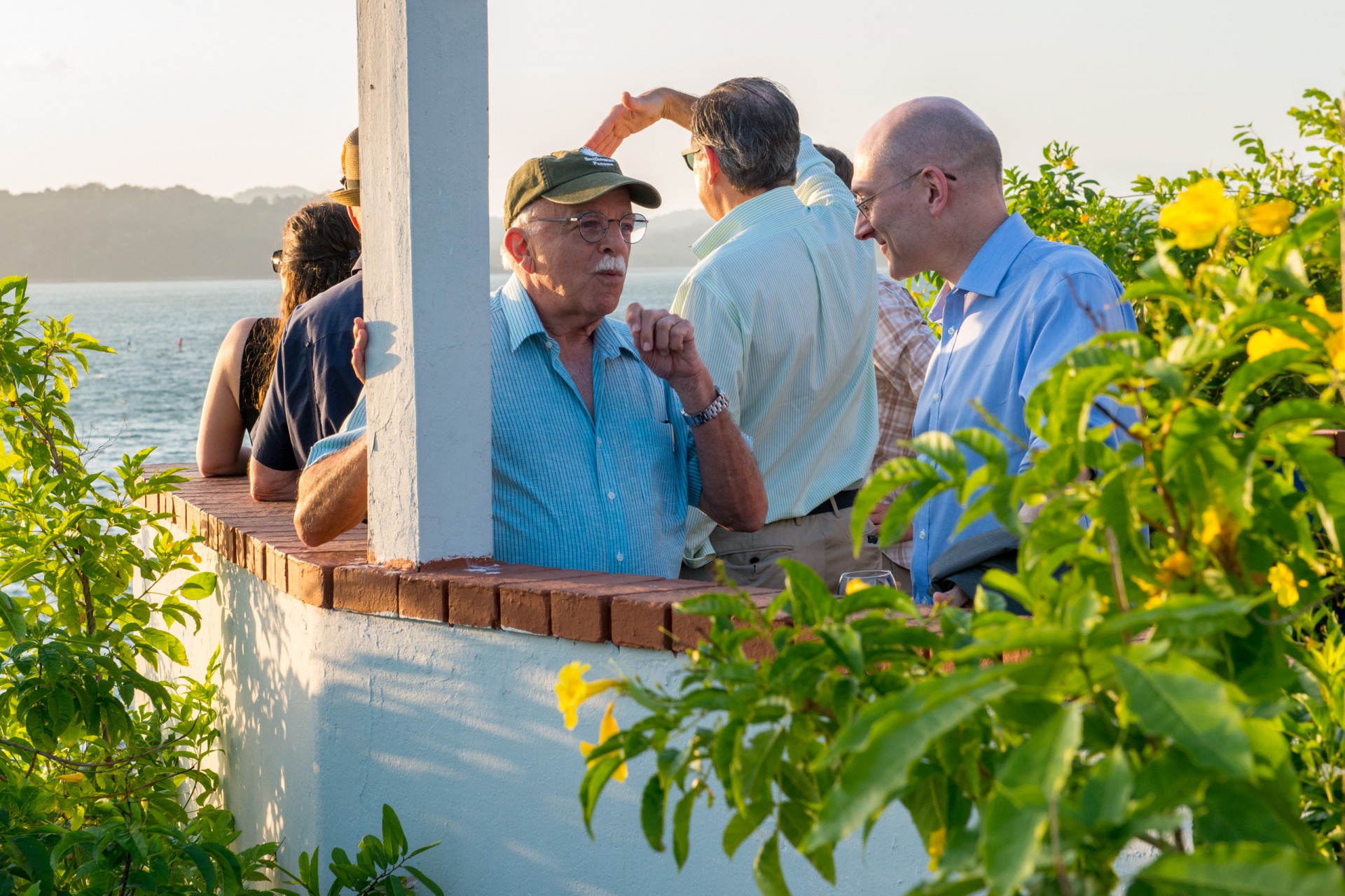 Ira Rubinoff talks to Smithsonian Provost John Davis