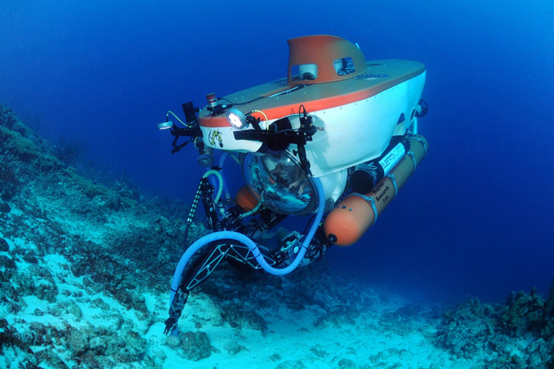 The Deep Reef Observation Project (DROP) at the Smithsonian uses this wo/manned submersible