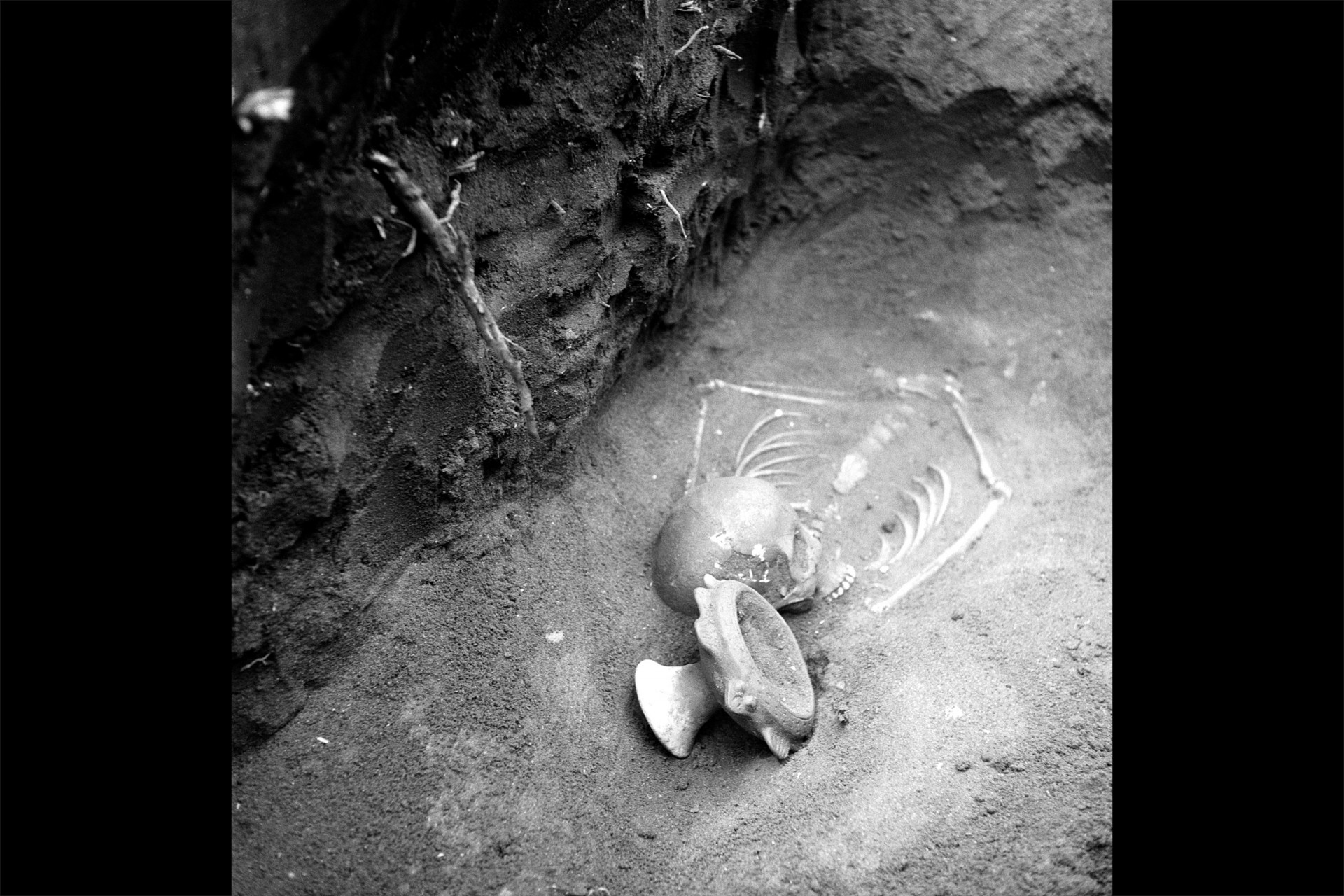 Pre-Columbian burials